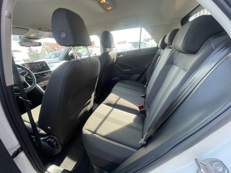 VOLKSWAGEN T-ROC  2022 2.0 TDI 150CV DSG7 BOITE AUTOMATIQUE