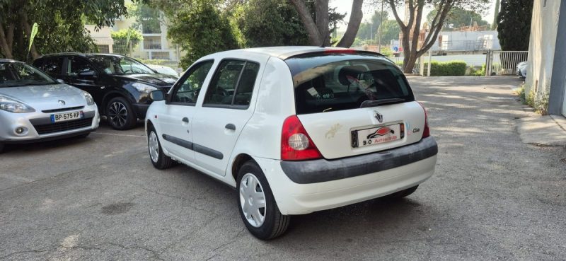 Renault Clio II 1.4l i 16v 98ch Confort authentique, *Climatisation*, *Idéale jeune conducteur*