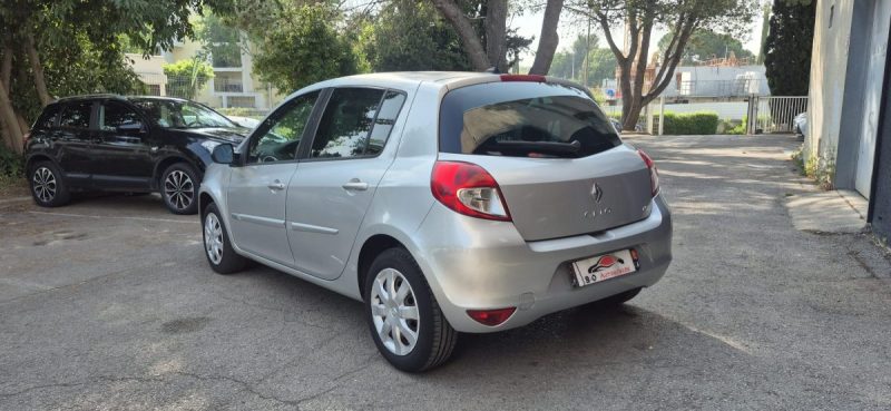 Renault Clio III 1.5l Dci 88cv Tomtom phase 2, *Clim auto*, *GPS*, *Idéale jeune conducteur*