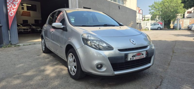 Renault Clio III 1.5l Dci 88cv Tomtom phase 2, *Clim auto*, *GPS*, *Idéale jeune conducteur*