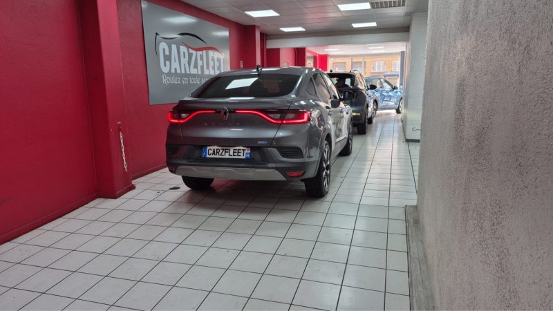 RENAULT ARKANA E-TECH 2022