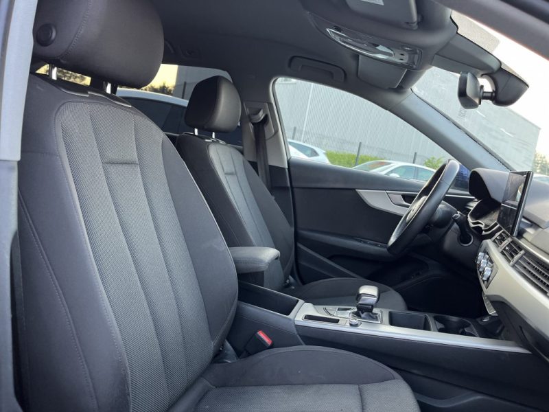 AUDI A4 AVANT BUSINESS LINE 136ch 30 TDI S TRONIC