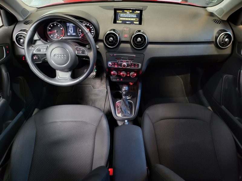 AUDI A1 1.4 TFSI 125cv SPORTBACK S LINE / RADAR DE RECUL / SUIVI COMPLET
