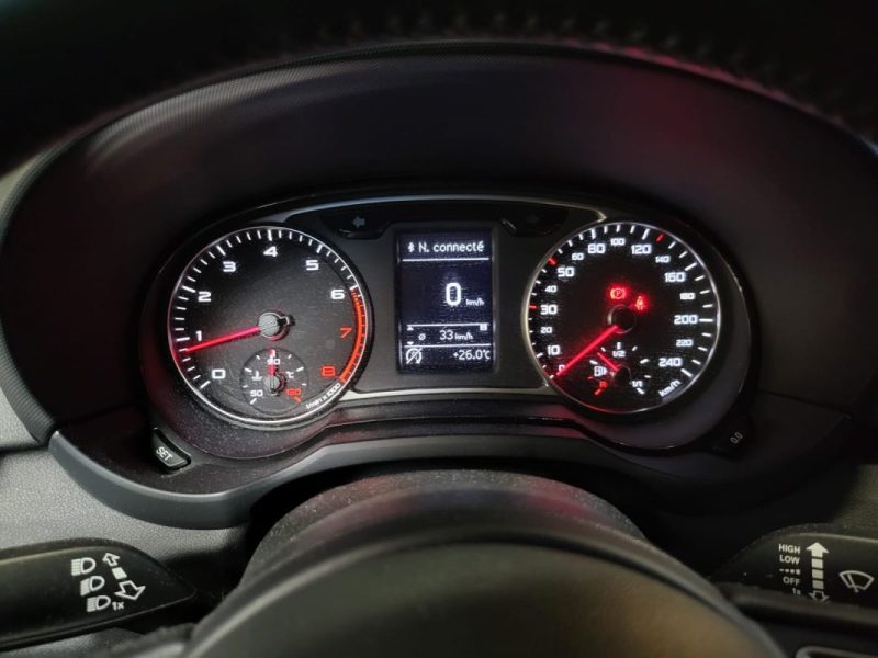 AUDI A1 1.4 TFSI 125cv SPORTBACK S LINE / RADAR DE RECUL / SUIVI COMPLET