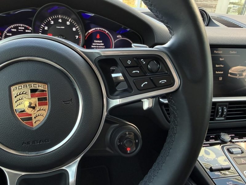 PORSCHE CAYENNE E-HYBRID 3.0 V6 462cv 