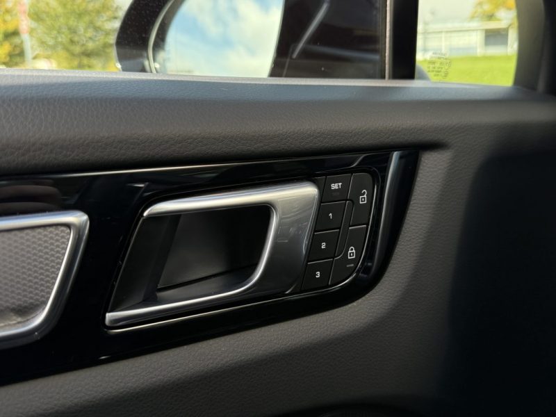 PORSCHE CAYENNE E-HYBRID 3.0 V6 462cv 