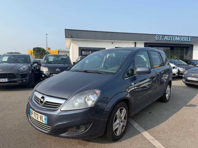 OPEL ZAFIRA 2011