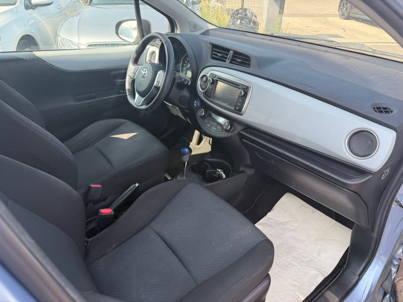 TOYOTA YARIS III 2013