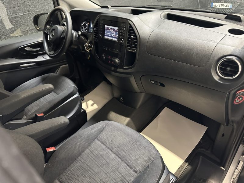 Mercedes VITO 116 CDI 163ch COMPACT SELECT 7G-TRONIC / 5 Places
