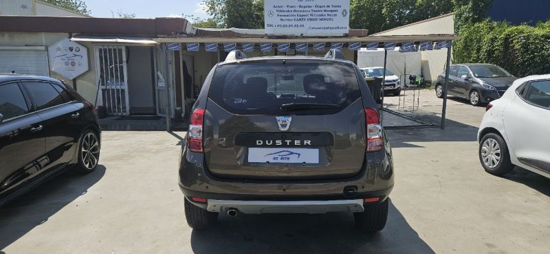 DACIA DUSTER 2016