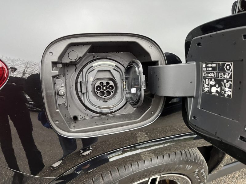 MERCEDES CLASSE GLA 250e 218ch EQ POWER AMG LINE 8G-DCT 