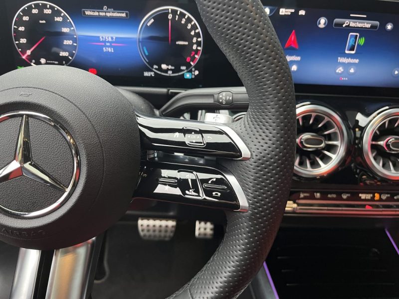 MERCEDES CLASSE GLA 250e 218ch EQ POWER AMG LINE 8G-DCT 