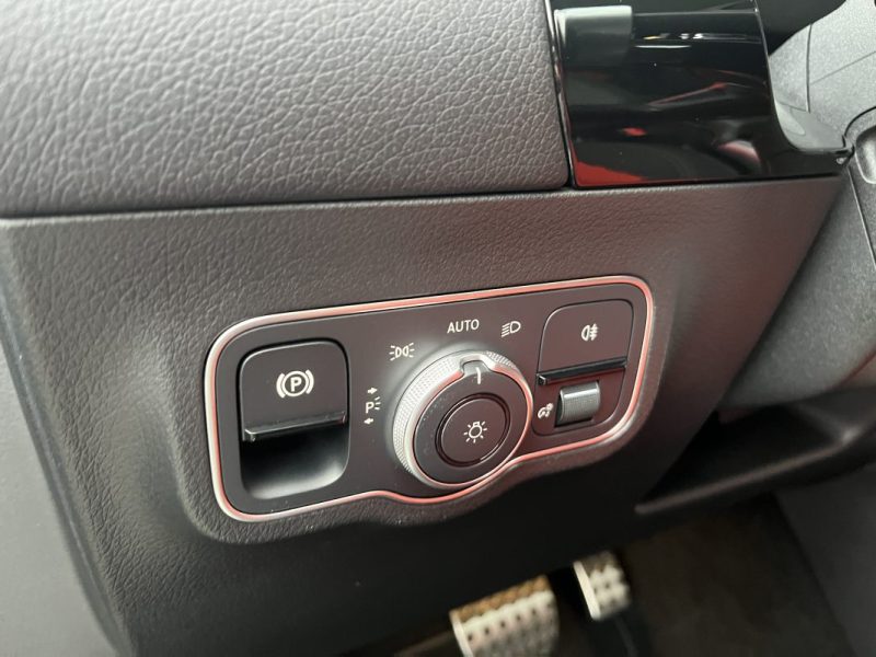 MERCEDES CLASSE GLA 250e 218ch EQ POWER AMG LINE 8G-DCT 