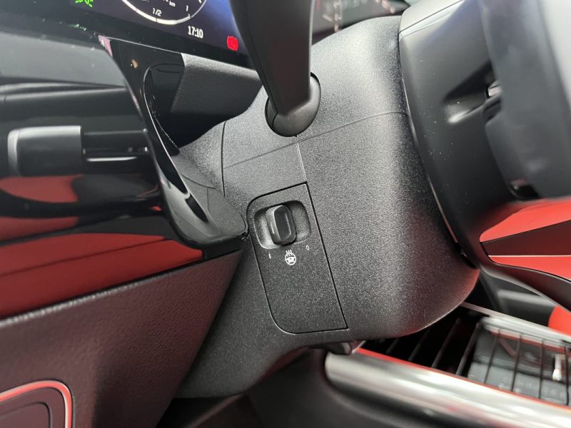 MERCEDES CLASSE GLA 250e 218ch EQ POWER AMG LINE 8G-DCT 