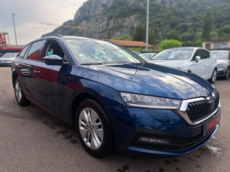 SKODA OCTAVIA 2.0 TDI 150 CV AMBITION DSG7 VIRTUAL COCKPIT SUIVI COMPLET SKODA