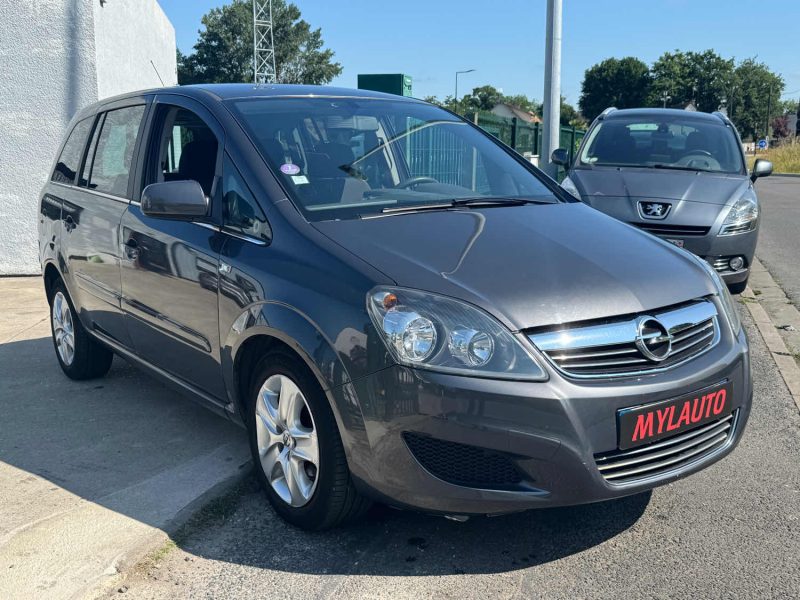 OPEL ZAFIRA 7 places
