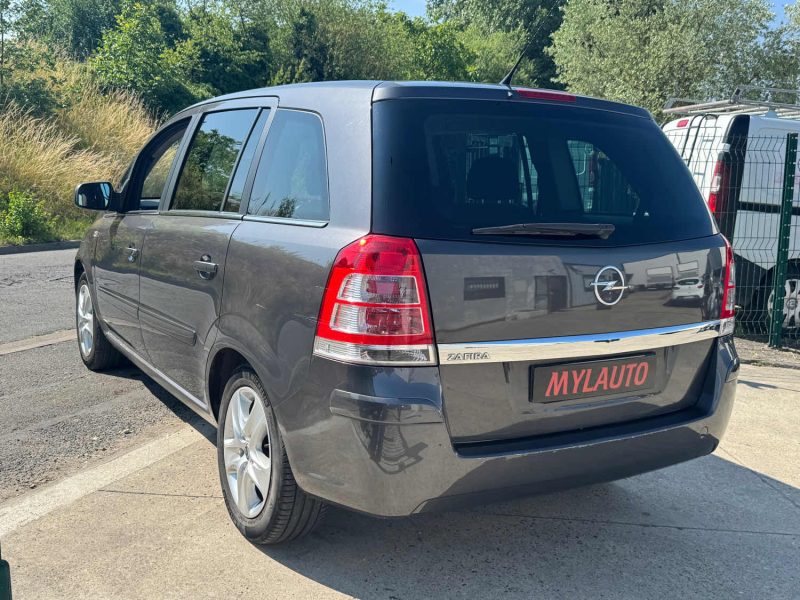 OPEL ZAFIRA 7 places