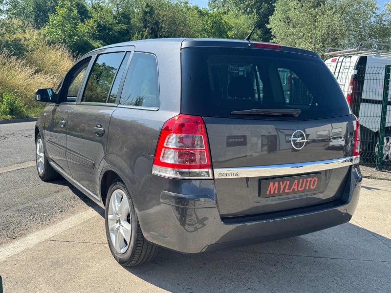 OPEL ZAFIRA 7 places