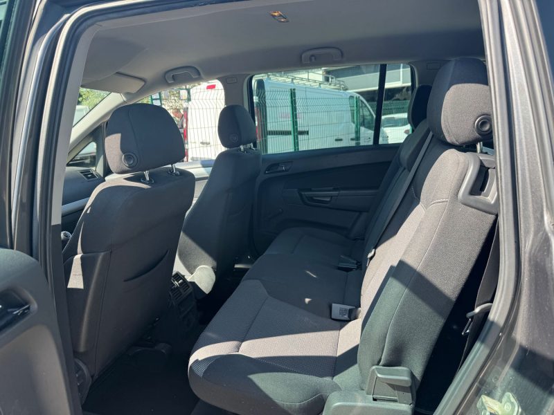 OPEL ZAFIRA 7 places