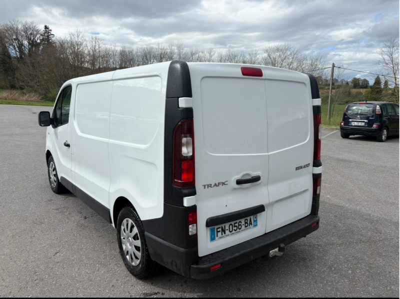 RENAULT TRAFIC 2020