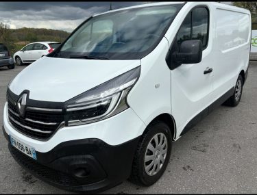 RENAULT TRAFIC 2020