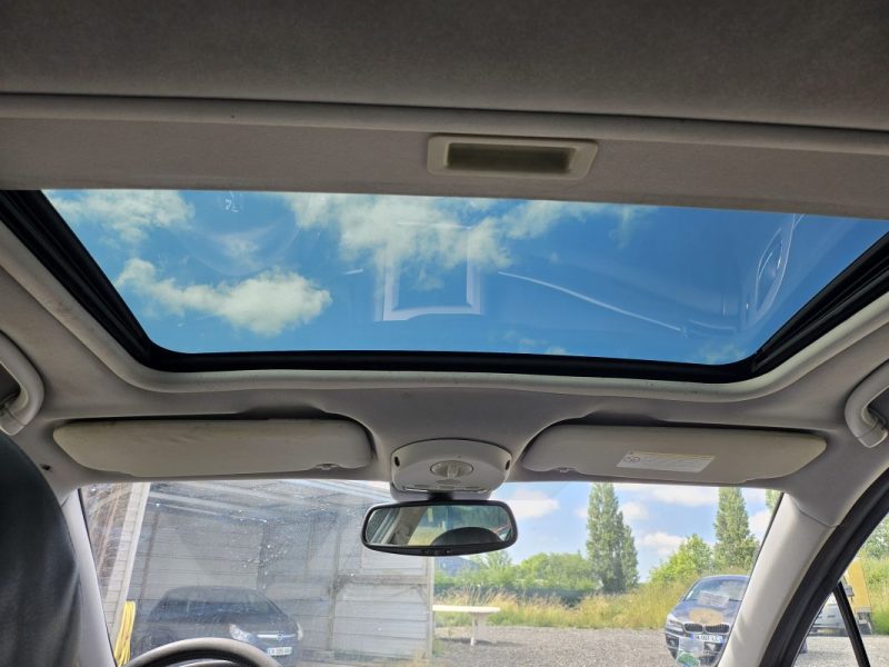 PEUGEOT 407 2005 2.0 HDi 136Ch / Révisée & Garantie 