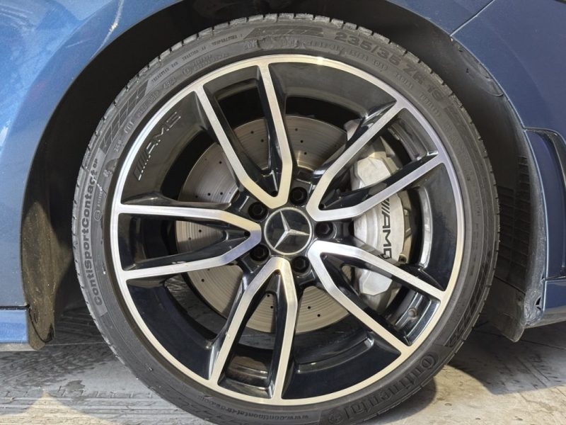 MERCEDES CLASSE A35 AMG 306ch SUSPENSION PILOTÉE / DIGITAL LIGHT / CUIR ÉTENDU / 360°/ BURMESTER 