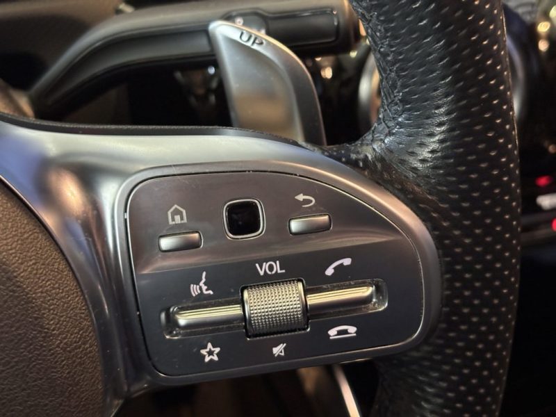 MERCEDES CLASSE A35 AMG 306ch SUSPENSION PILOTÉE / DIGITAL LIGHT / CUIR ÉTENDU / 360°/ BURMESTER 