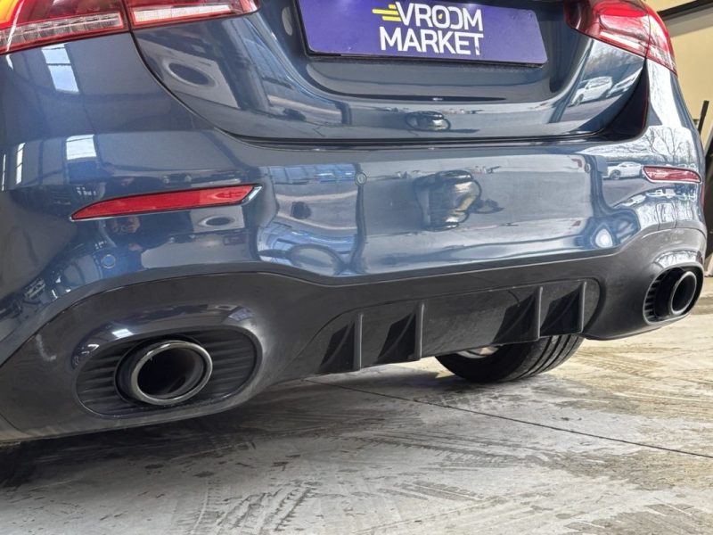 MERCEDES CLASSE A35 AMG 306ch SUSPENSION PILOTÉE / DIGITAL LIGHT / CUIR ÉTENDU / 360°/ BURMESTER 