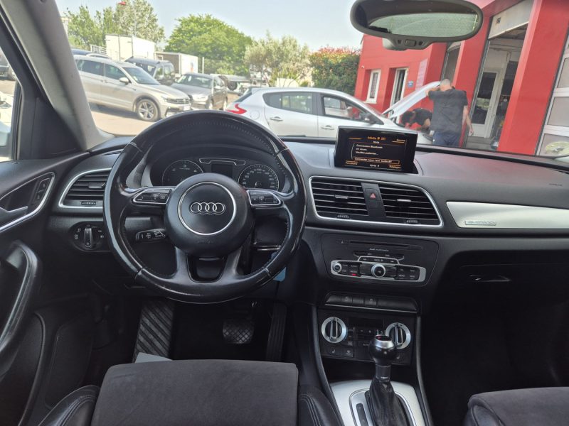 AUDI Q3 2011