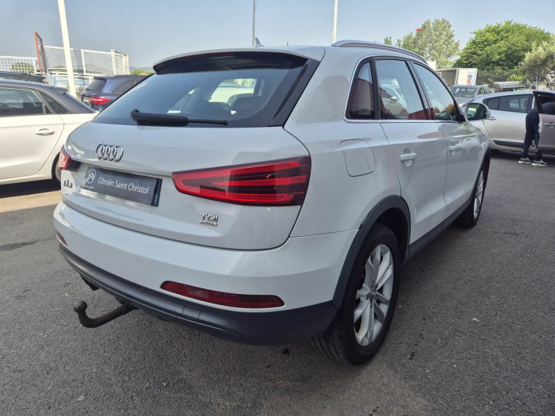 AUDI Q3 2011