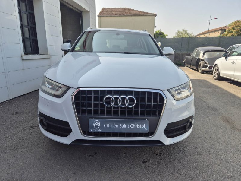 AUDI Q3 2011