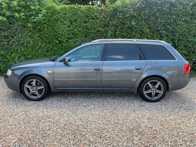 AUDI A6 C5 Avant 2004 3.0 quattro