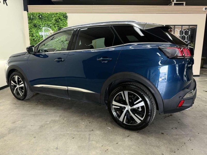 PEUGEOT 3008 2022
