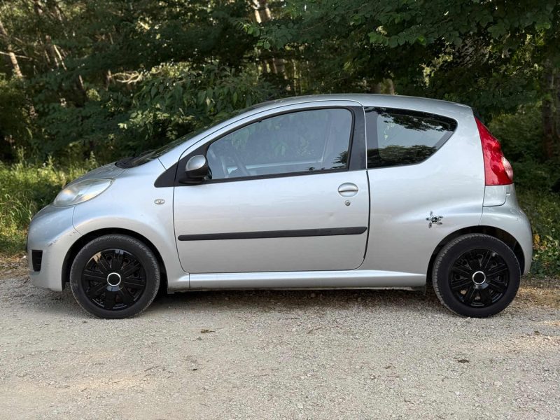 PEUGEOT 107 1.0i 68ch TRENDY 2-TRONIC 3P