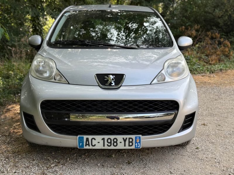 PEUGEOT 107 1.0i 68ch TRENDY 2-TRONIC 3P