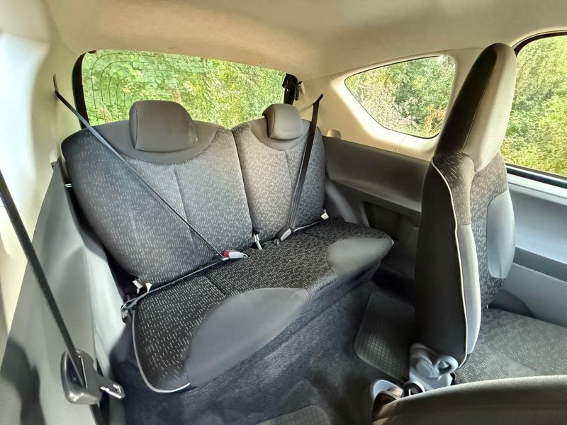 PEUGEOT 107 1.0i 68ch TRENDY 2-TRONIC 3P