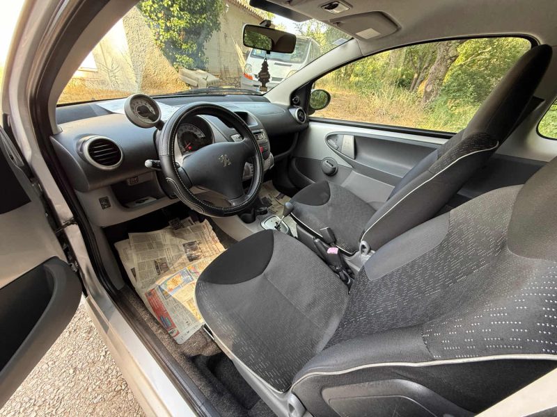 PEUGEOT 107 1.0i 68ch TRENDY 2-TRONIC 3P