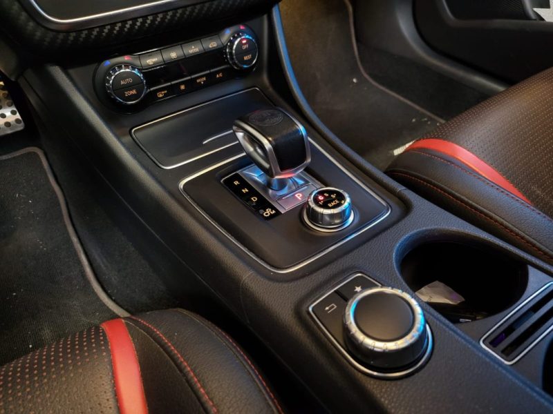 MERCEDES CLASSE A 45 AMG 2.0 4-MATIC / SIEGES F1 + ECHAPPEMENT SPORT + PACK AERO /