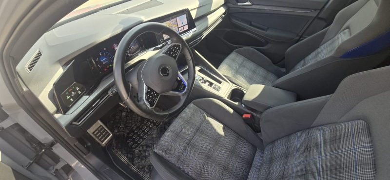 VOLKSWAGEN GOLF GTE 2021