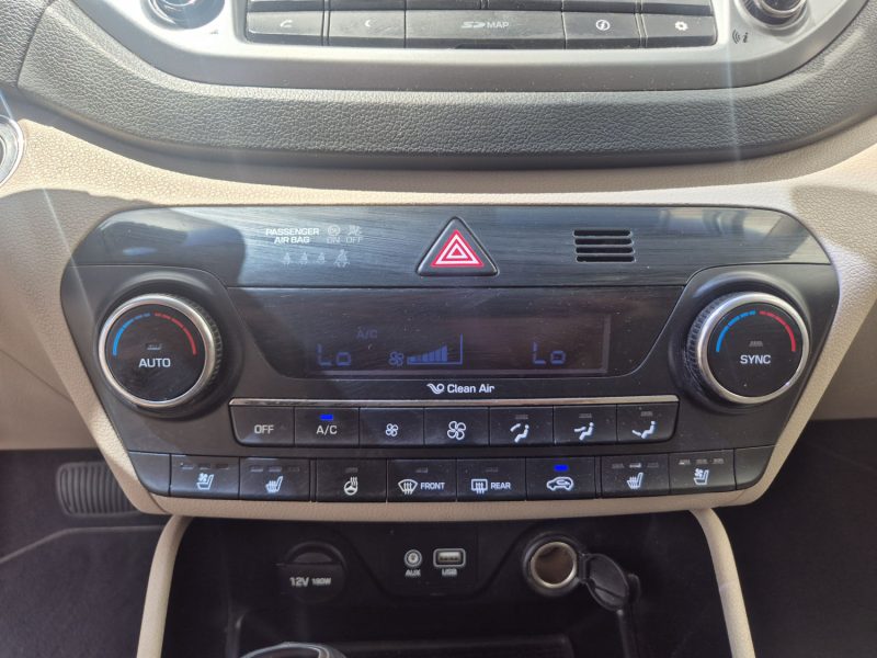 HYUNDAI TUCSON  2015