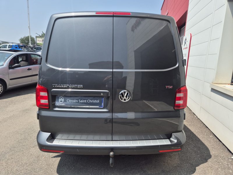 VOLKSWAGEN TRANSPORTER 2018