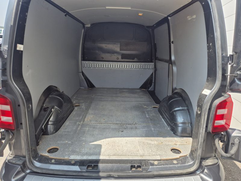 VOLKSWAGEN TRANSPORTER 2018