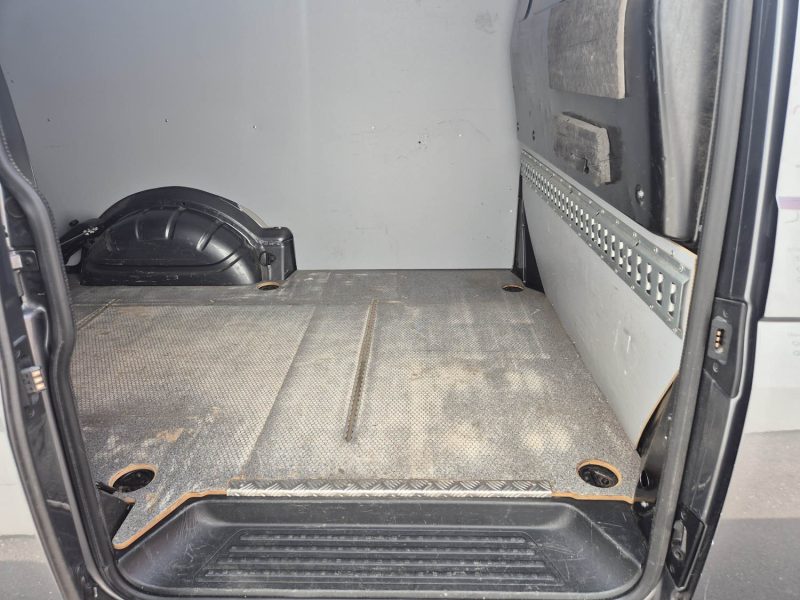 VOLKSWAGEN TRANSPORTER 2018