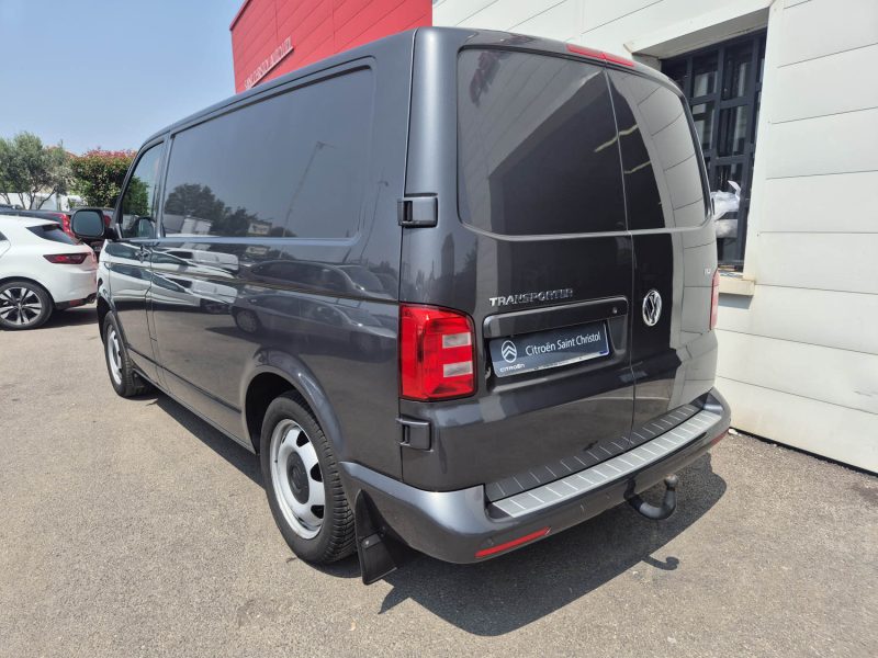 VOLKSWAGEN TRANSPORTER 2018