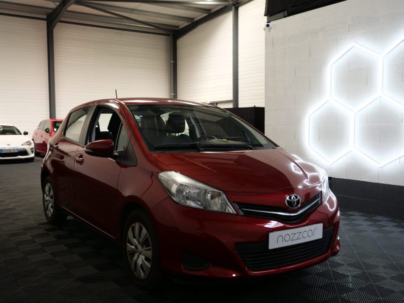 TOYOTA YARIS 2012