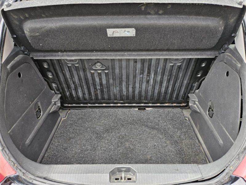 OPEL CORSA 2009 1.3 CDTI - 16V TURBO/Révisée &Garantie 