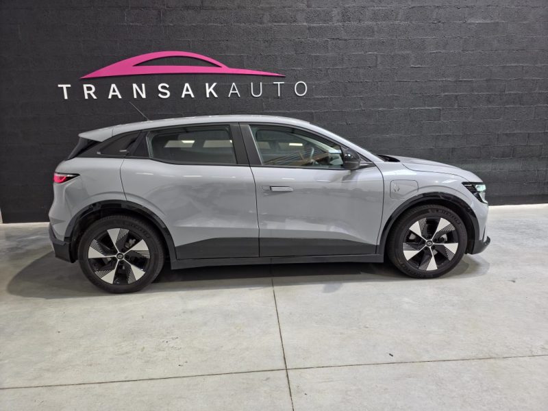 RENAULT Renault Mégane E-Tech EV40 130 ch – Boîte auto  – Autonomie 300 km  2024