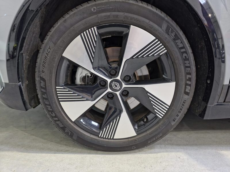 RENAULT Renault Mégane E-Tech EV40 130 ch – Boîte auto  – Autonomie 300 km  2024