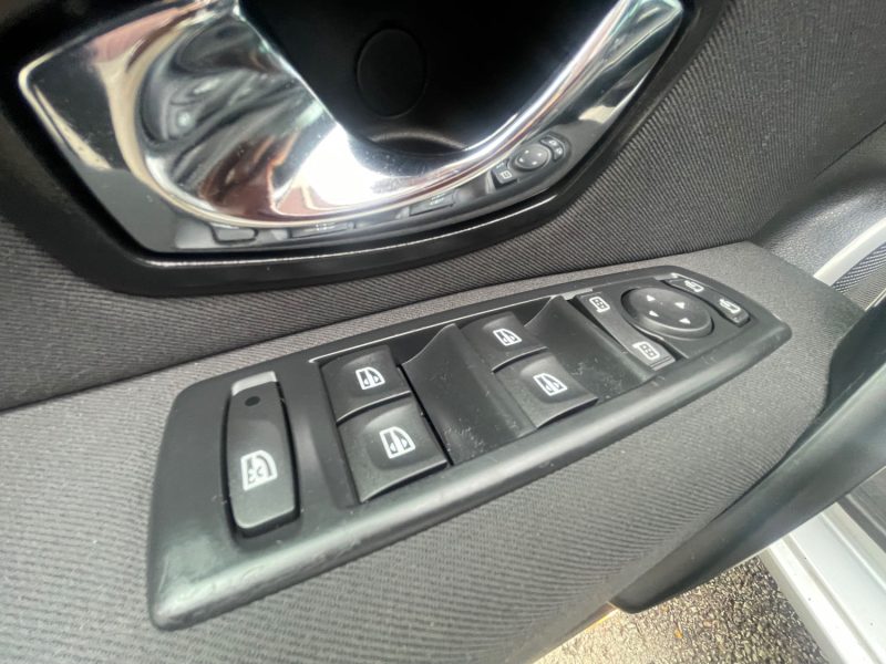 RENAULT MEGANE 2012 PHASE 2 1.2i - 16V TURBO TCE 115CV CRIT'AIR 1